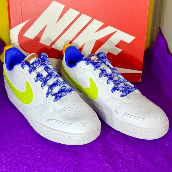 Nike Court Borough Low 2 SE Basketball Shoes Men’s/Boy’s Sz 6.5 Wmns 8